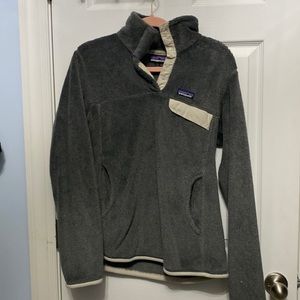 Patagonia pull over.